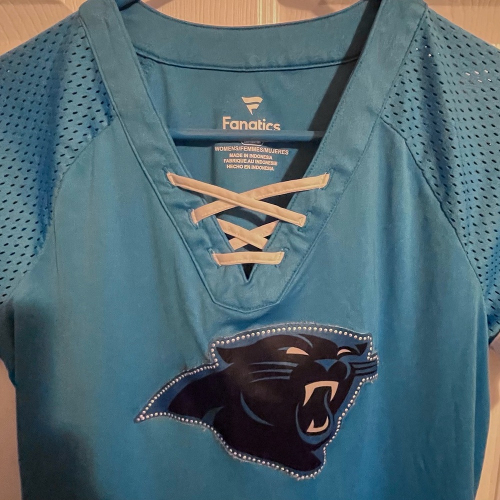 Fanatics Carolina Panthers Majestic Women's Medium Game Day V-Neck Lace Jersey - Picture 5 of 5